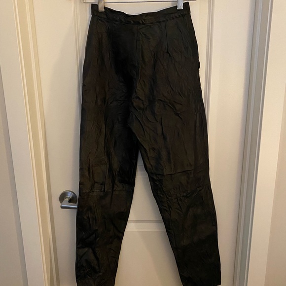 Vintage Leather High-Waisted Women’s Pants - Picture 3 of 3